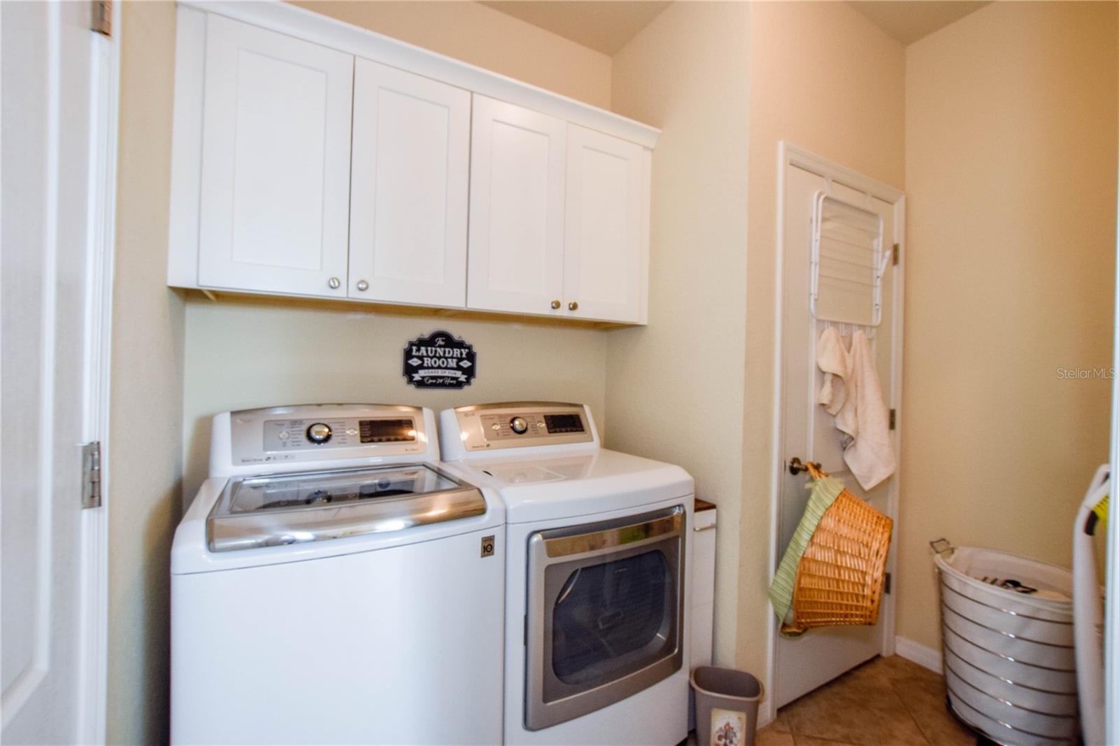 2122 SNAPDRAGON LN — photo 24