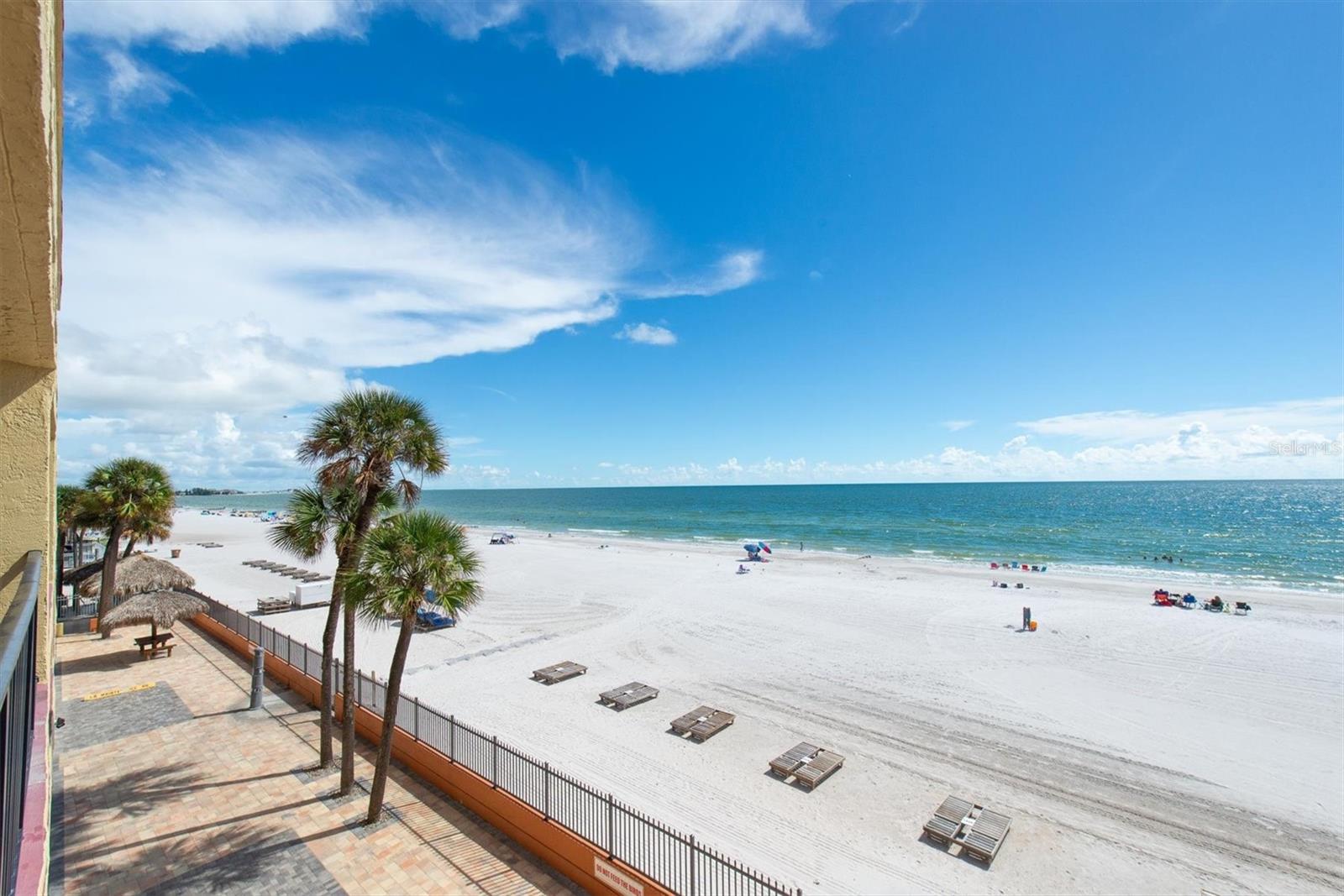 14710 GULF BLVD #206 — photo 35