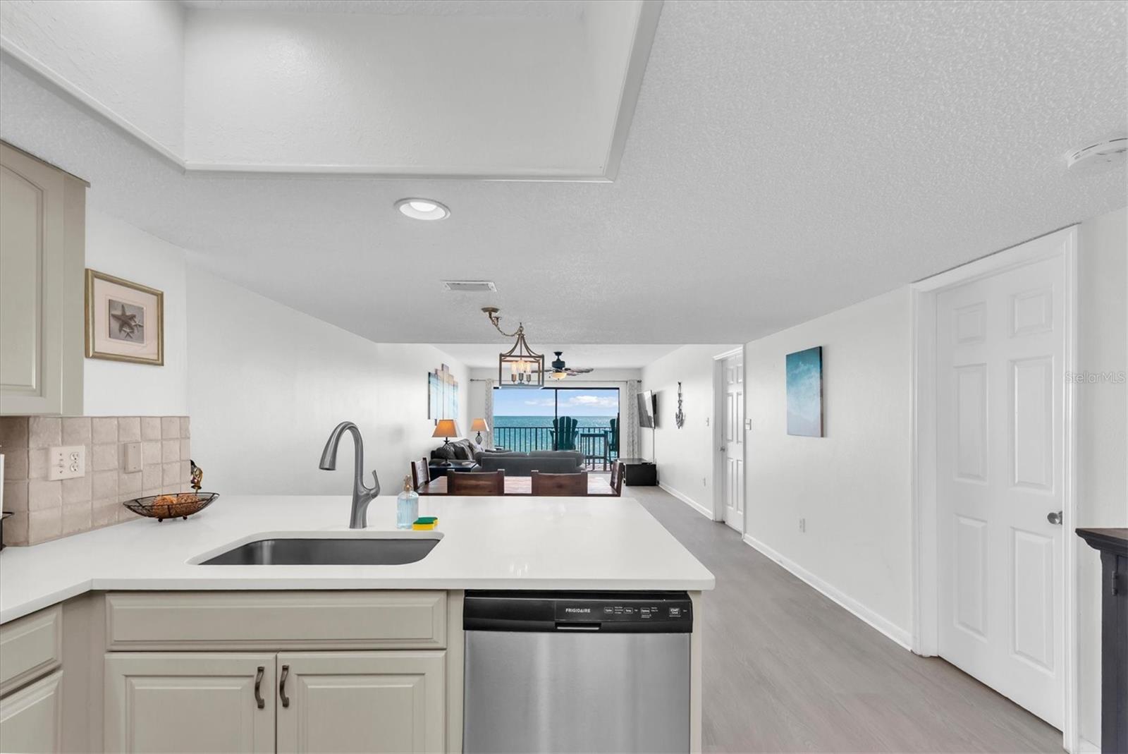 14710 GULF BLVD #206 — photo 15