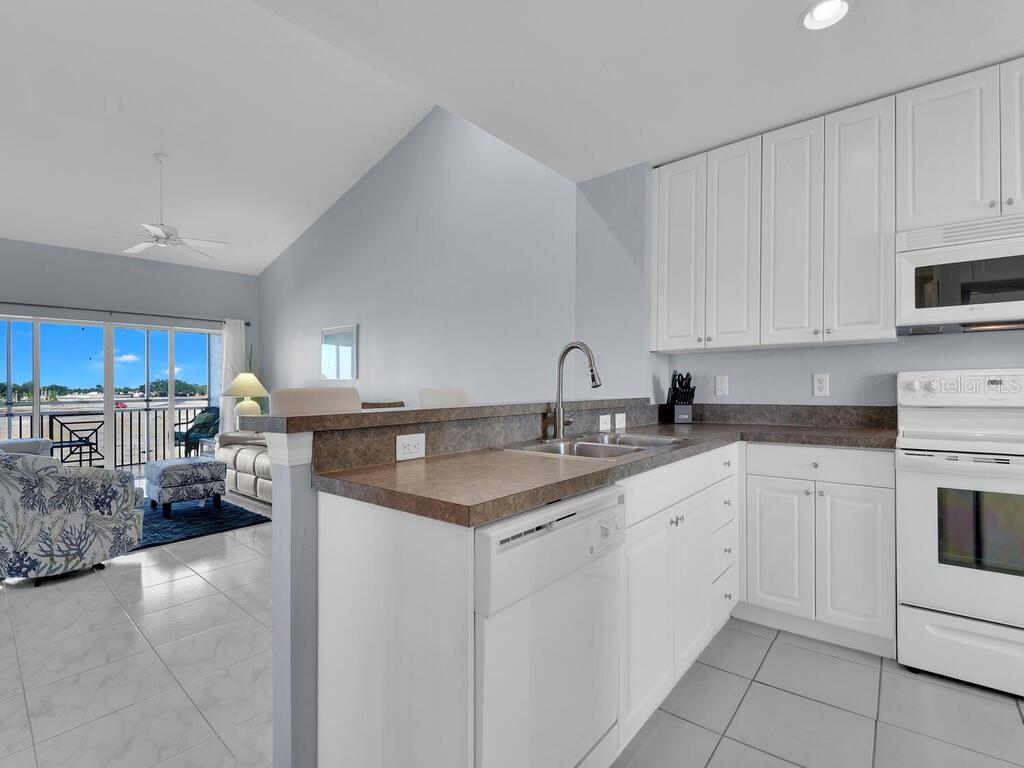 5762 SABAL TRACE DR #201 — photo 7