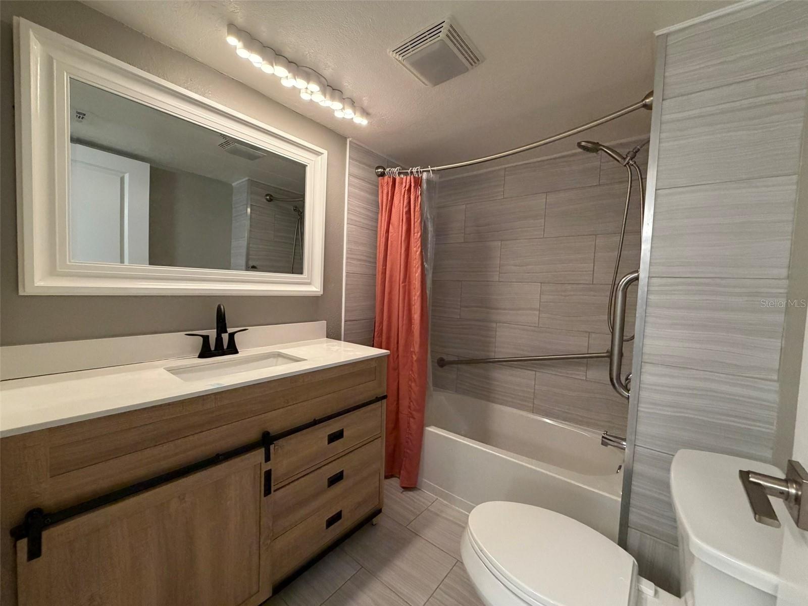 101 W LEMON ST #1 — photo 10
