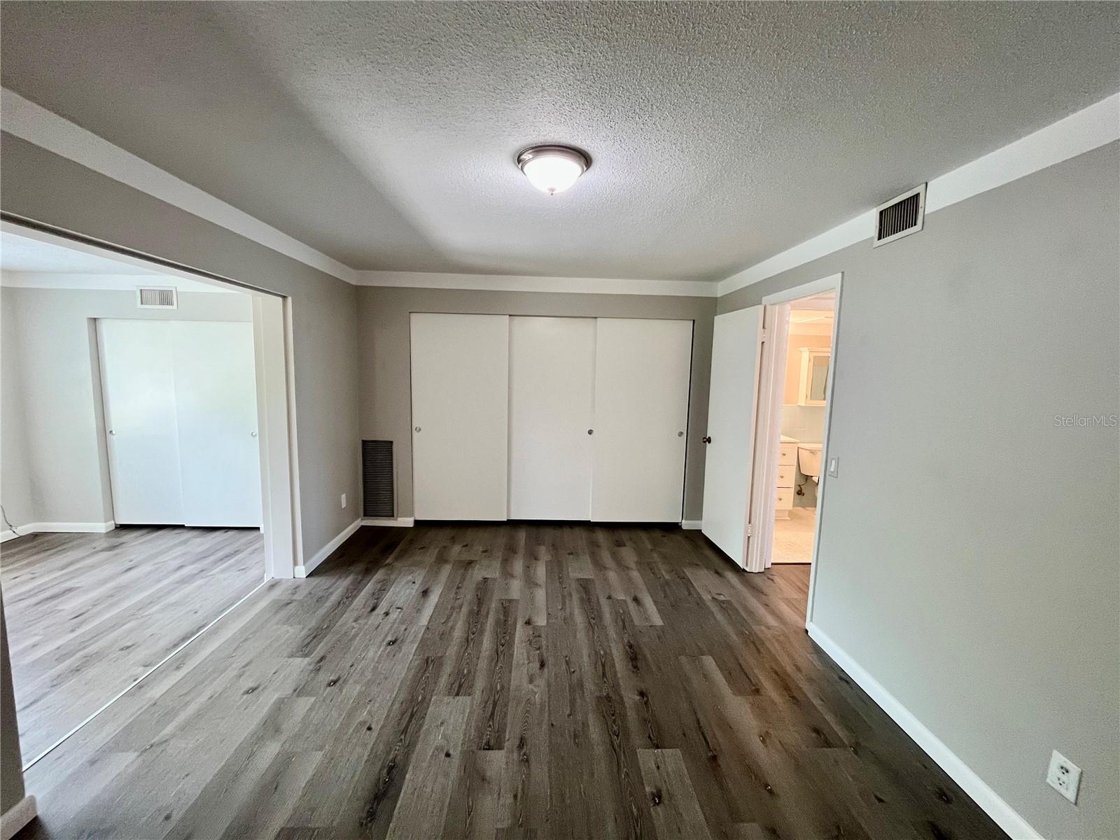 2000 WORLD PARKWAY BLVD #7 — photo 20