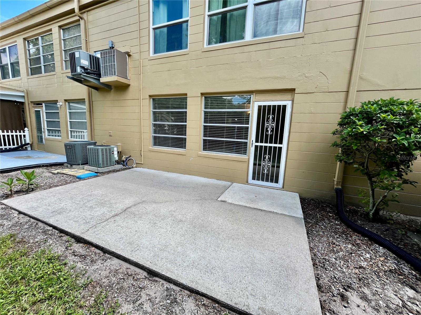 2000 WORLD PARKWAY BLVD #7 — photo 23