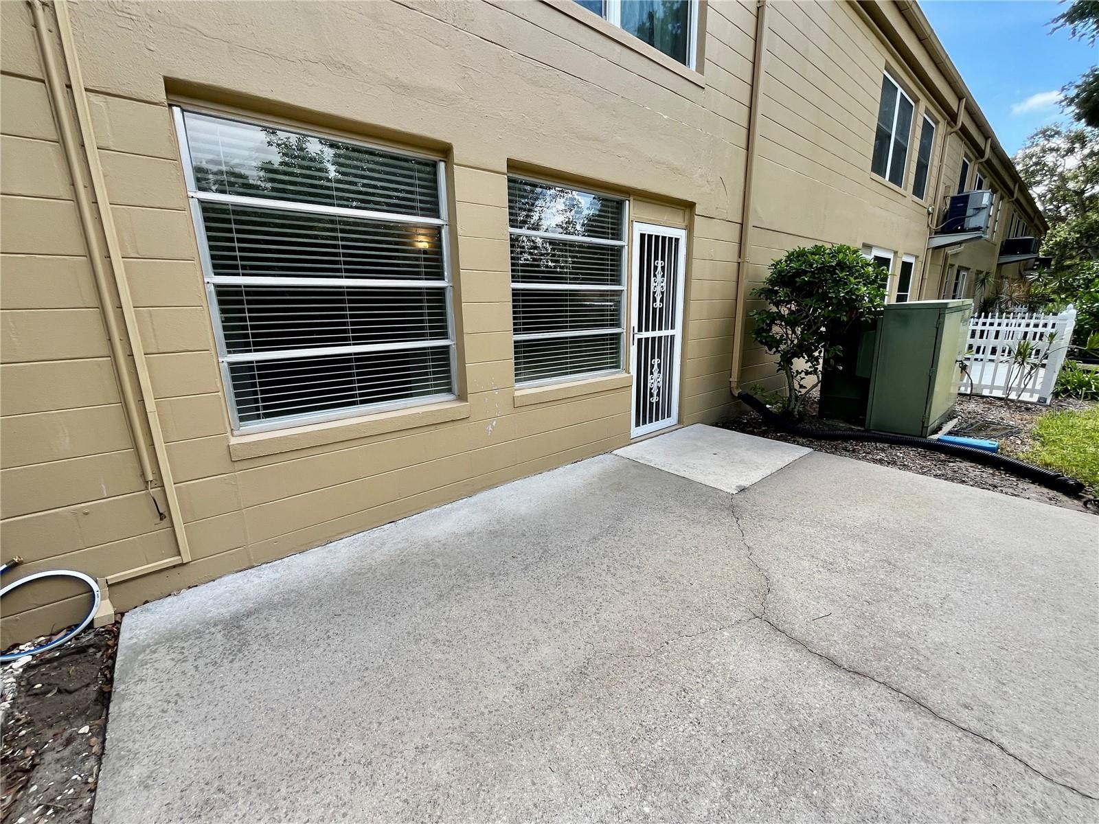 2000 WORLD PARKWAY BLVD #7 — photo 25