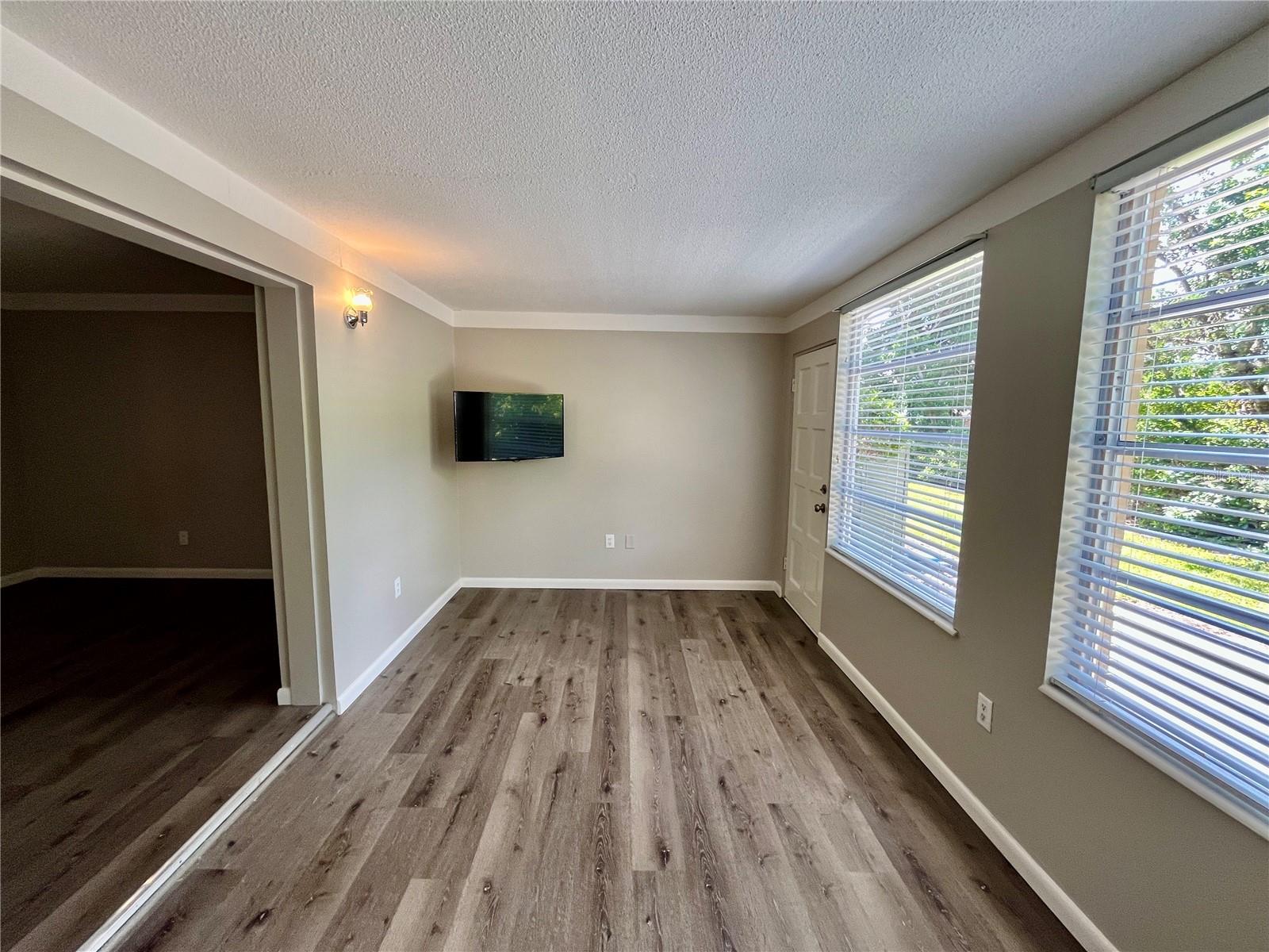 2000 WORLD PARKWAY BLVD #7 — photo 22