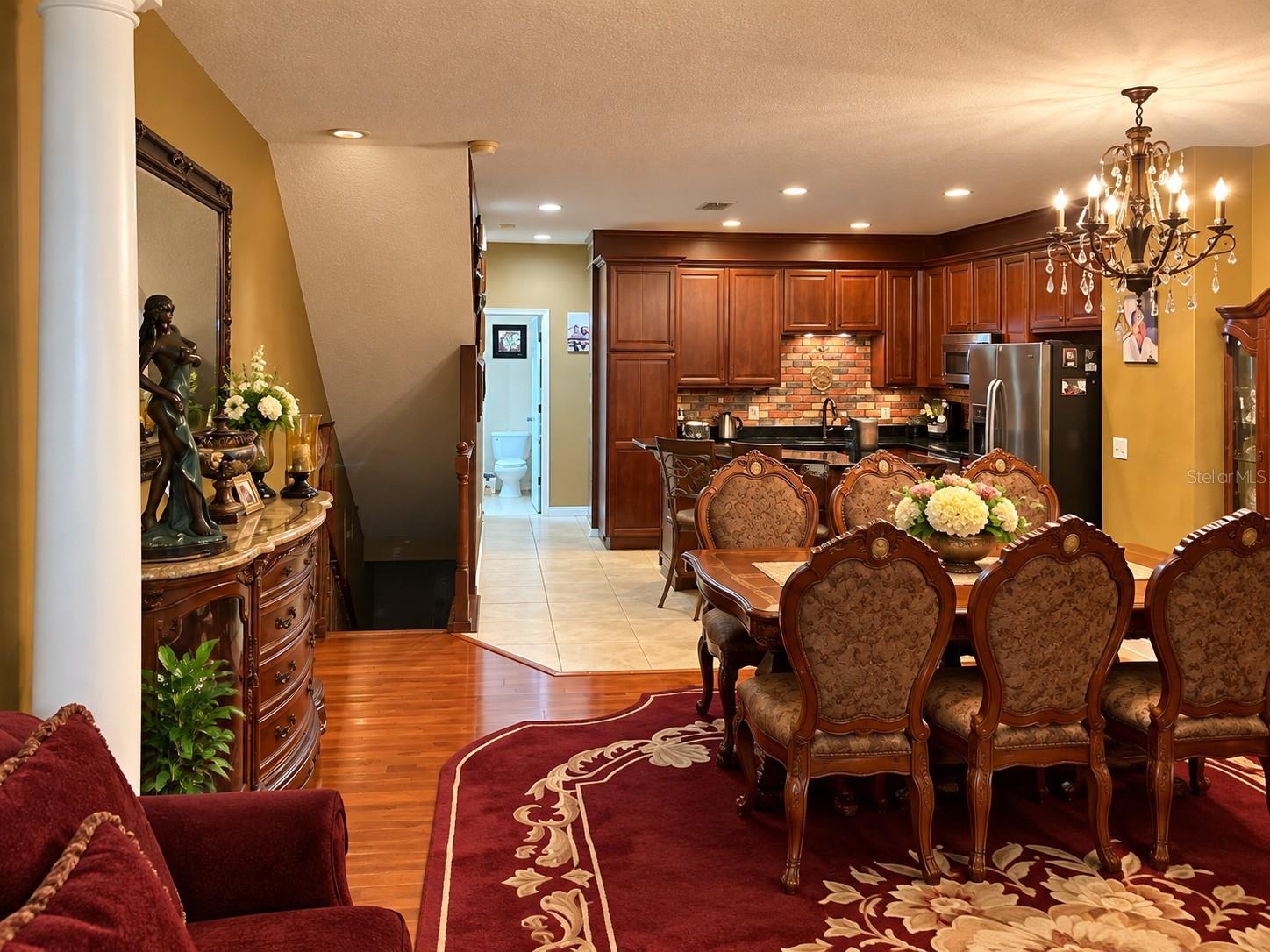 2525 MIDDLETON GROVE DR — photo 15