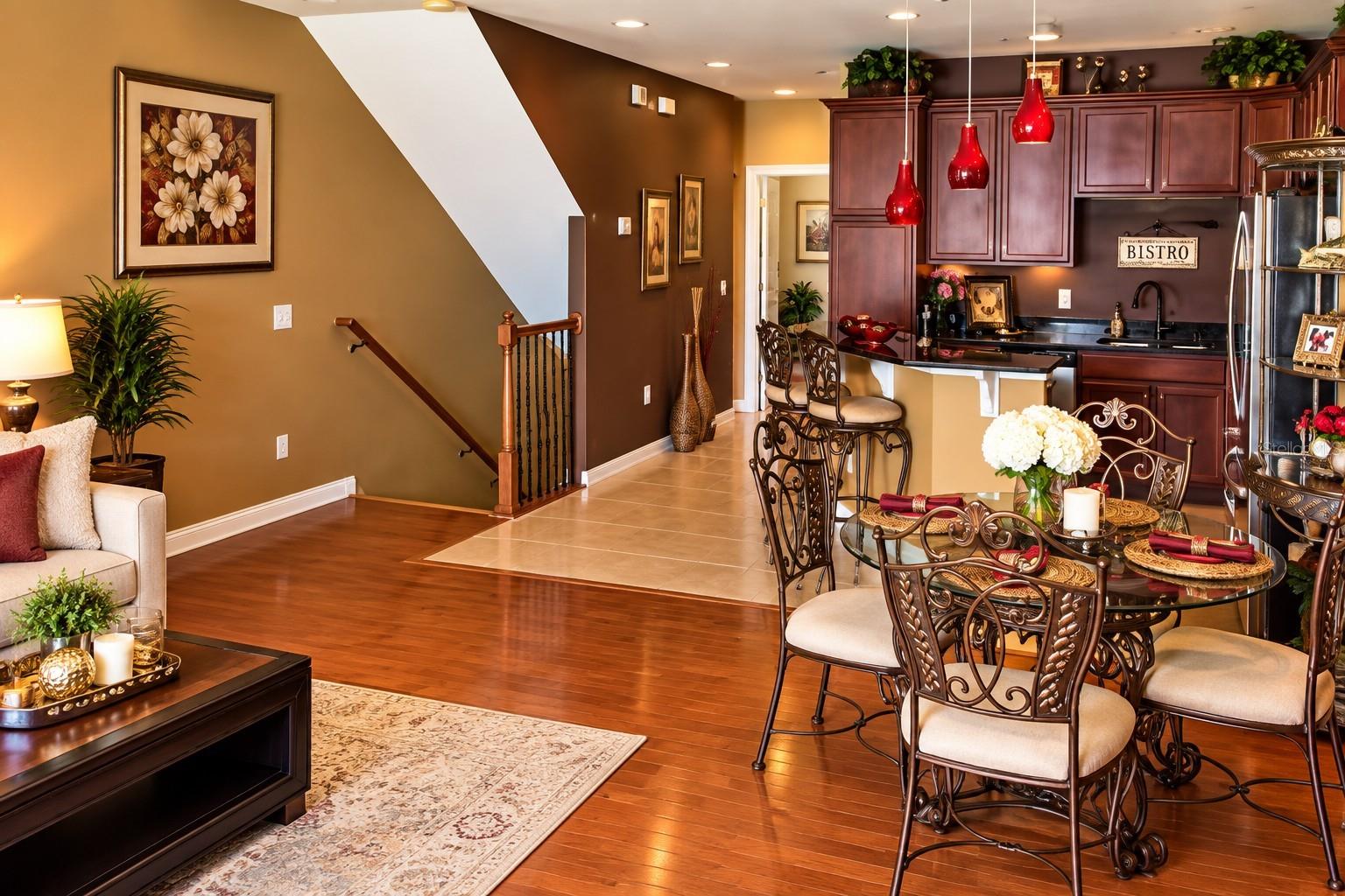2525 MIDDLETON GROVE DR — photo 17