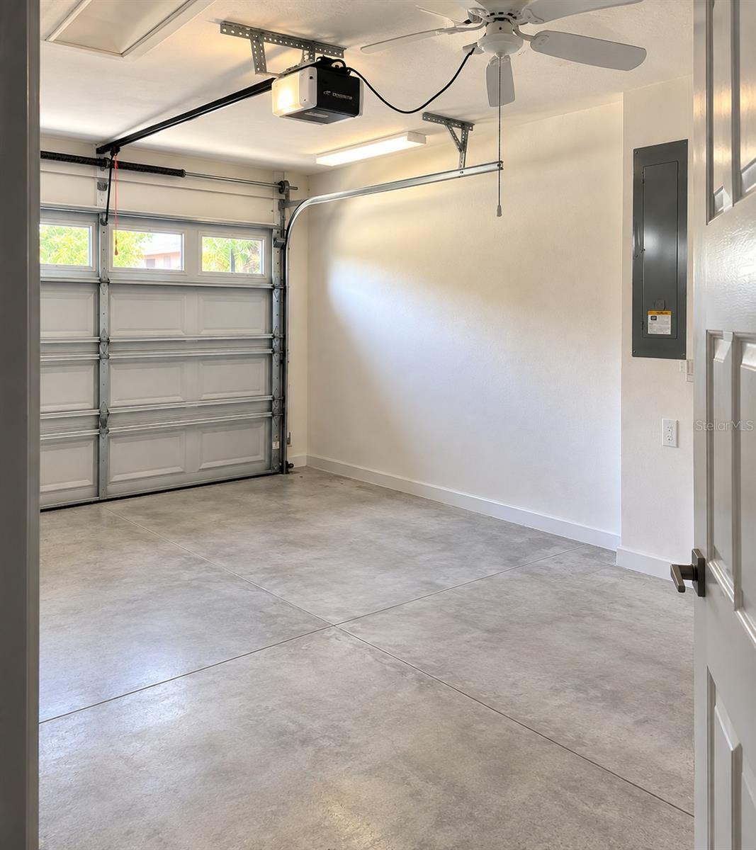 2525 MIDDLETON GROVE DR — photo 20