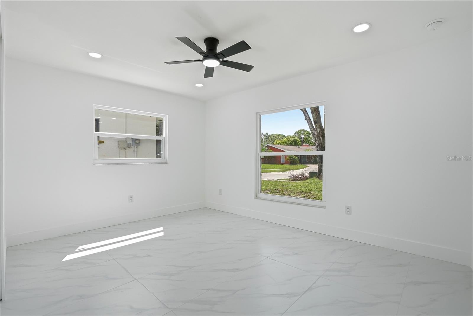 8011 FOUNTAIN AVE — photo 45
