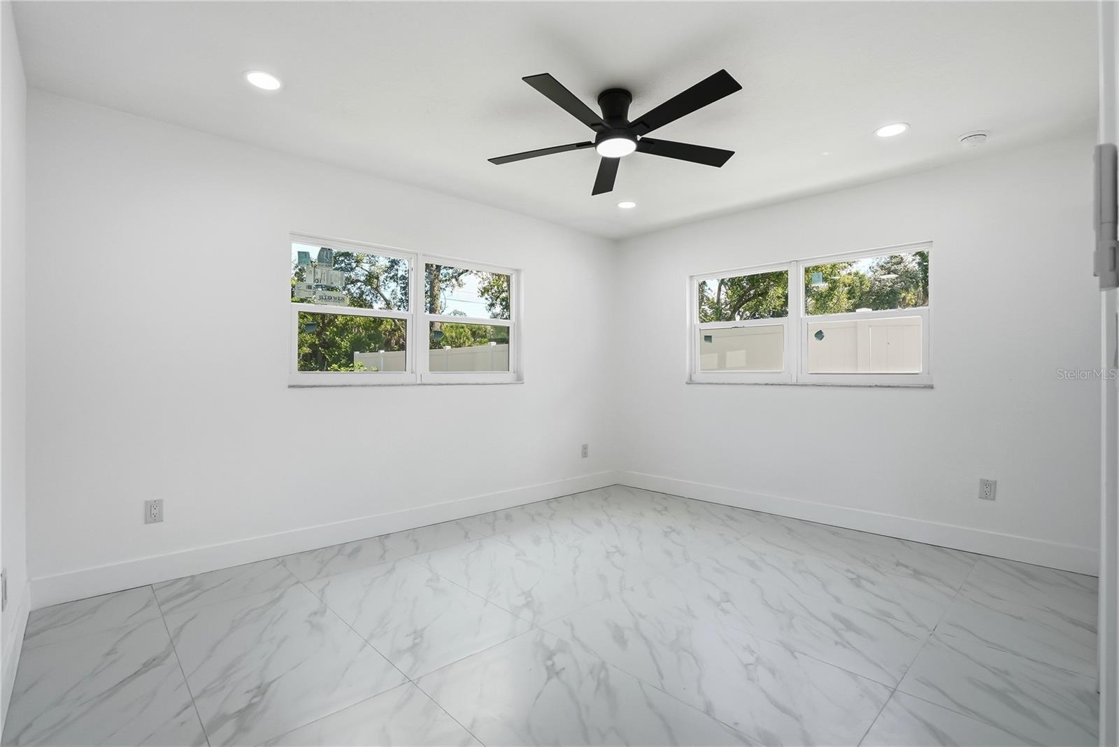 8011 FOUNTAIN AVE — photo 49