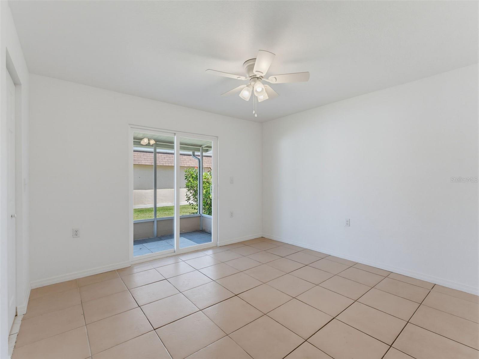 6310 PROVIDENCE CIR #4 — photo 5