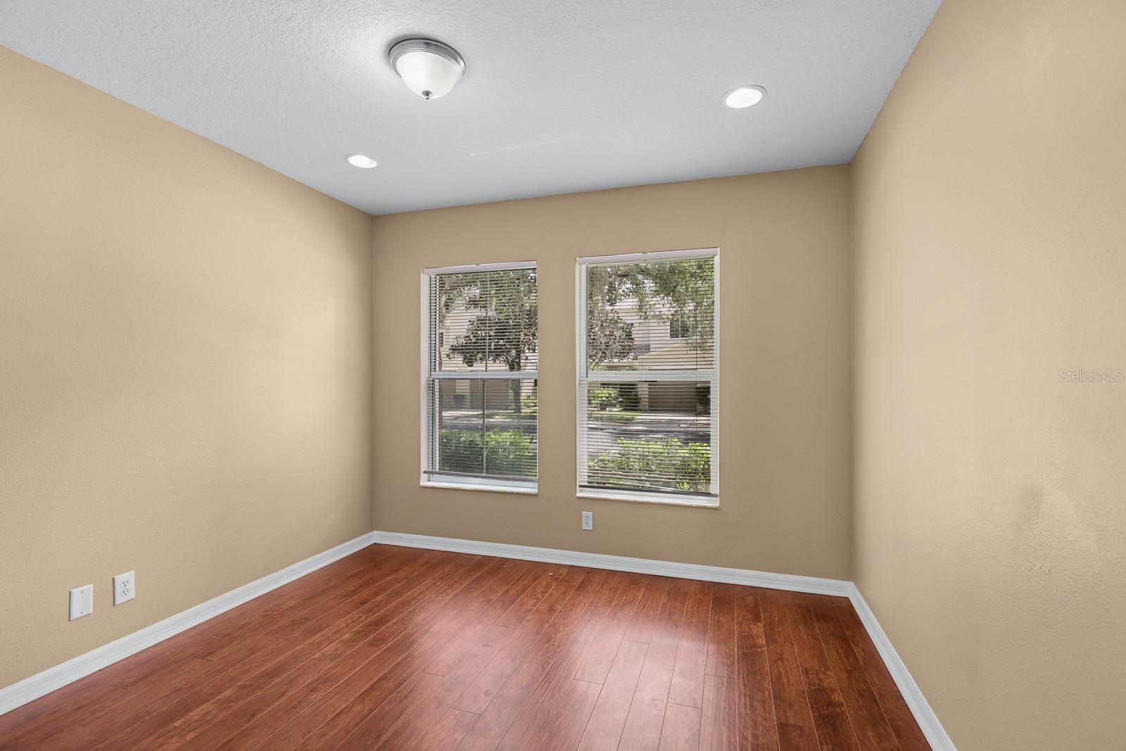 2916 ROYAL TUSCAN LN — photo 15