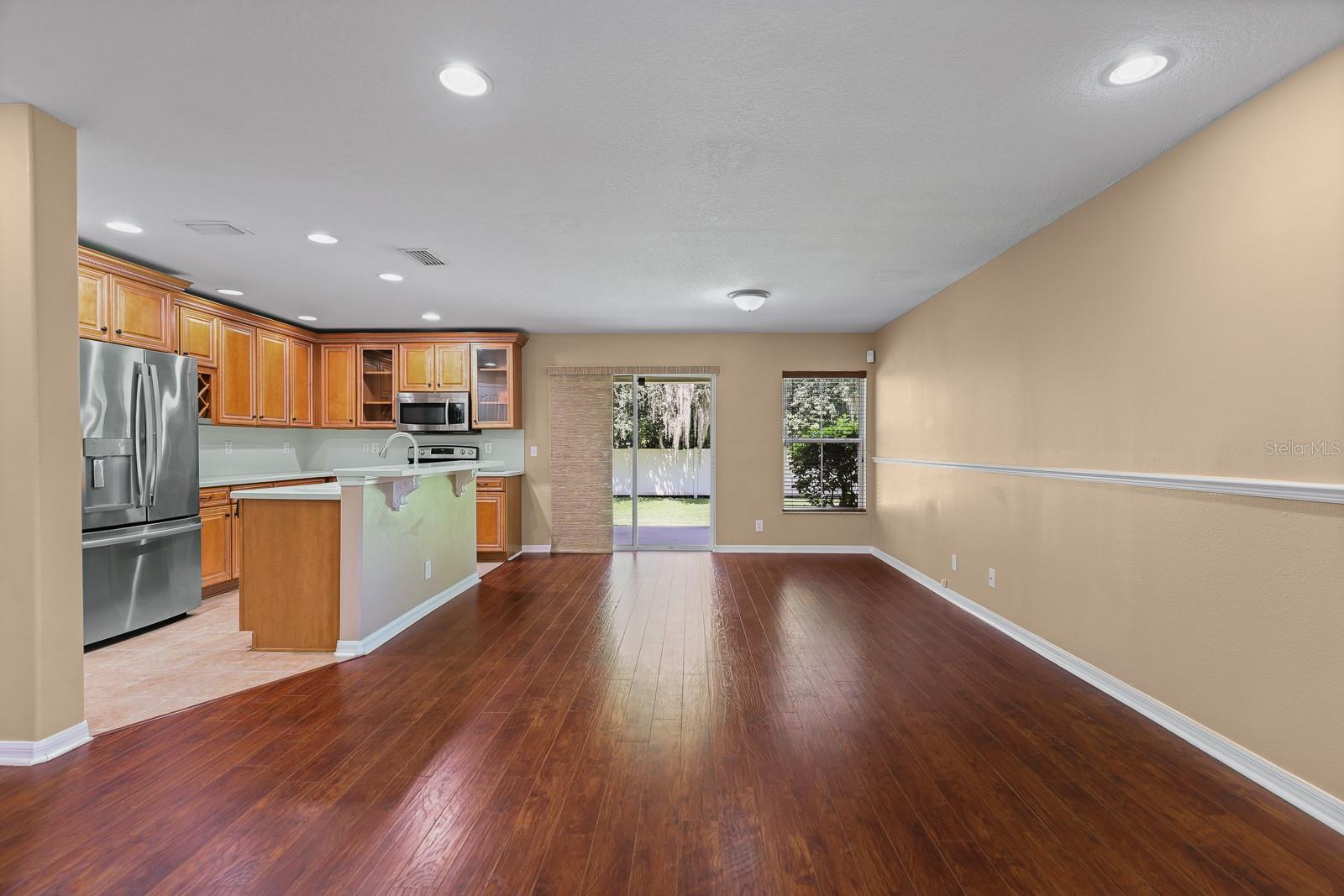 2916 ROYAL TUSCAN LN — photo 3
