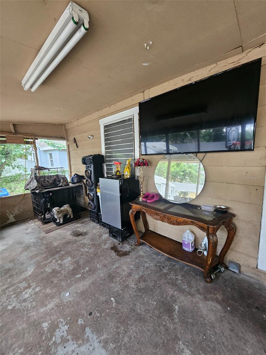 1410 E ANNIE ST — photo 12