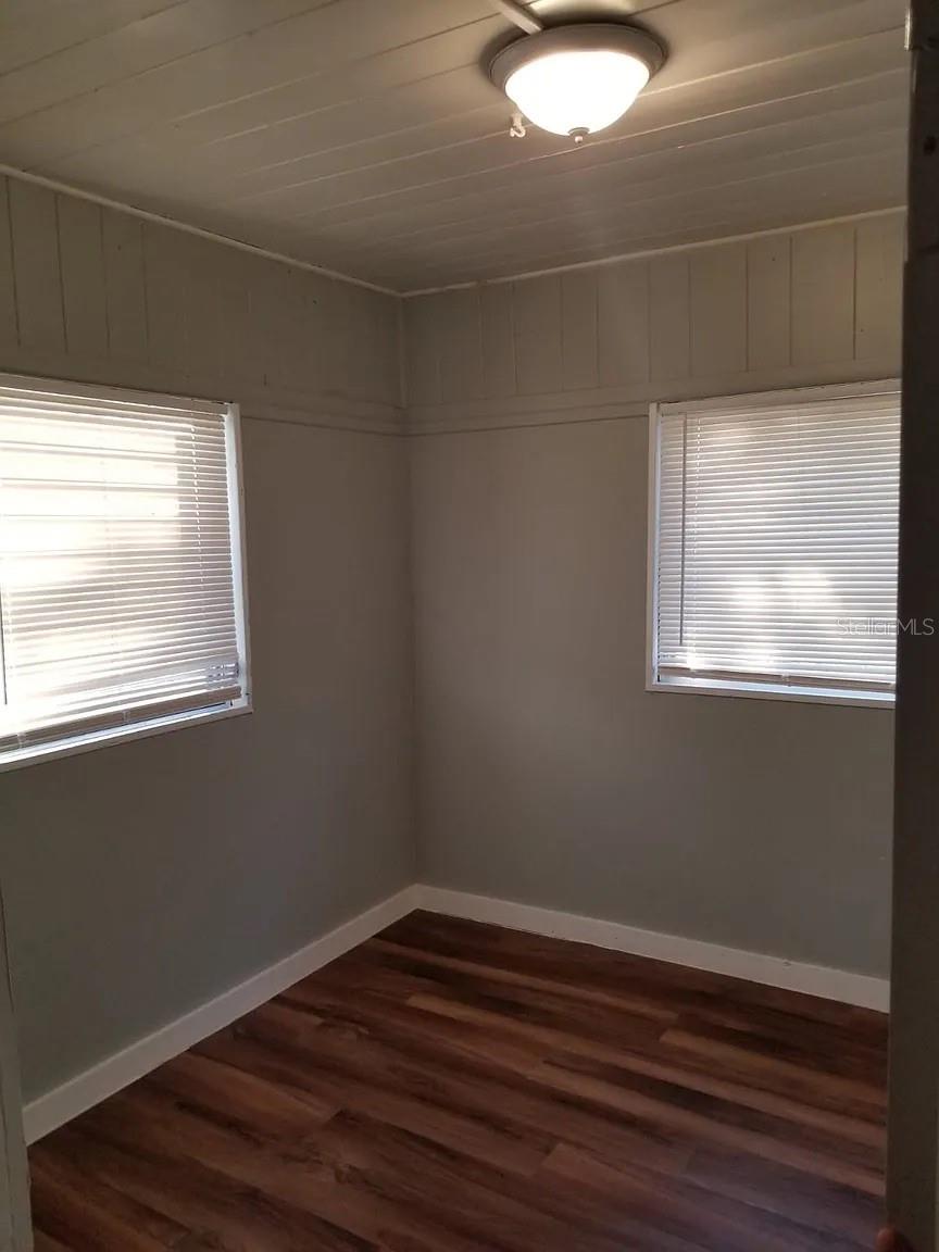 1410 E ANNIE ST — photo 8