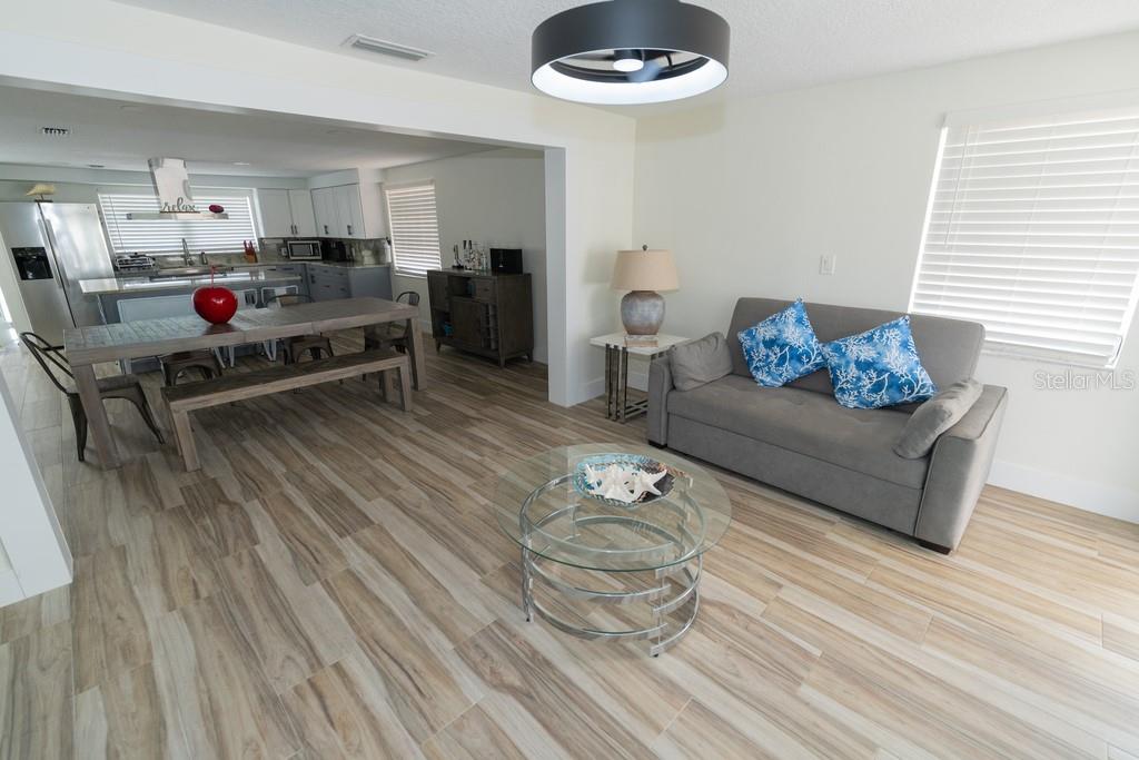 4927 BLUE HERON DR — photo 16