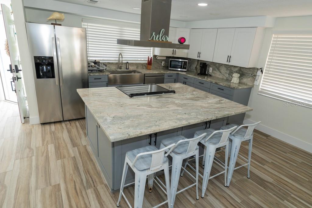 4927 BLUE HERON DR — photo 11