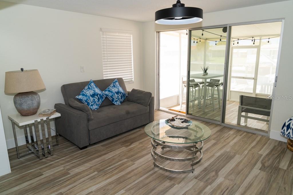 4927 BLUE HERON DR — photo 15