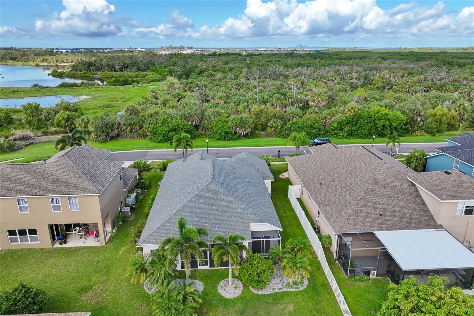 1810 MIRA LAGO CIR — photo 50