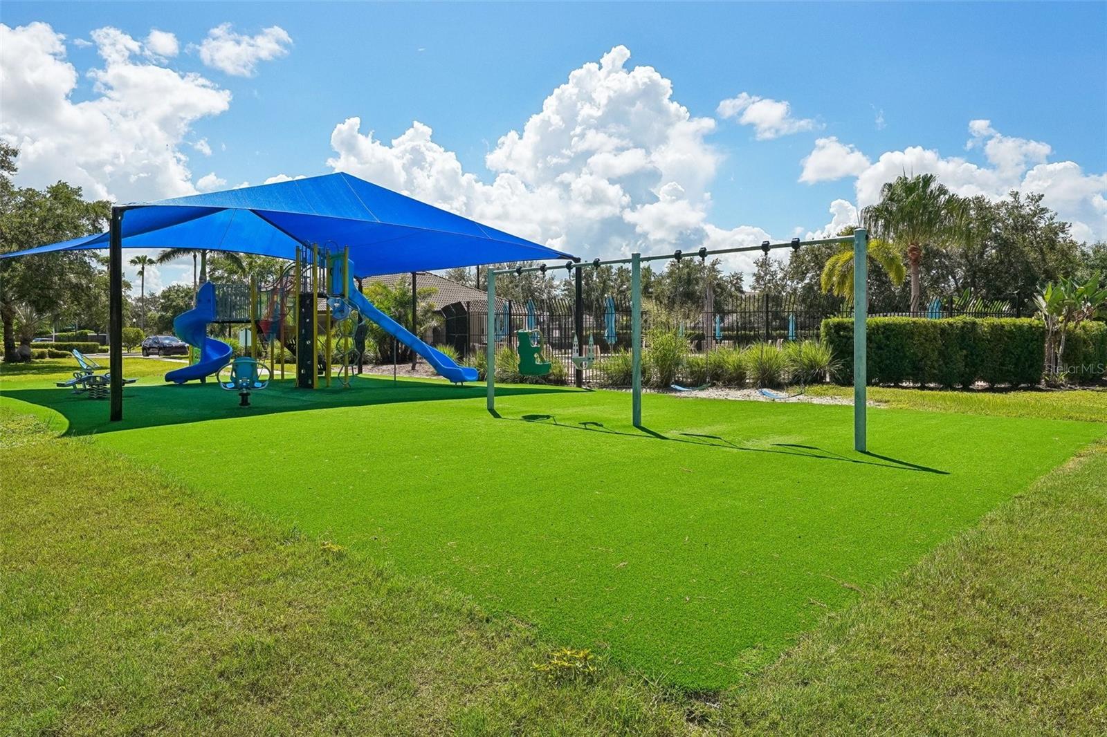1810 MIRA LAGO CIR — photo 55
