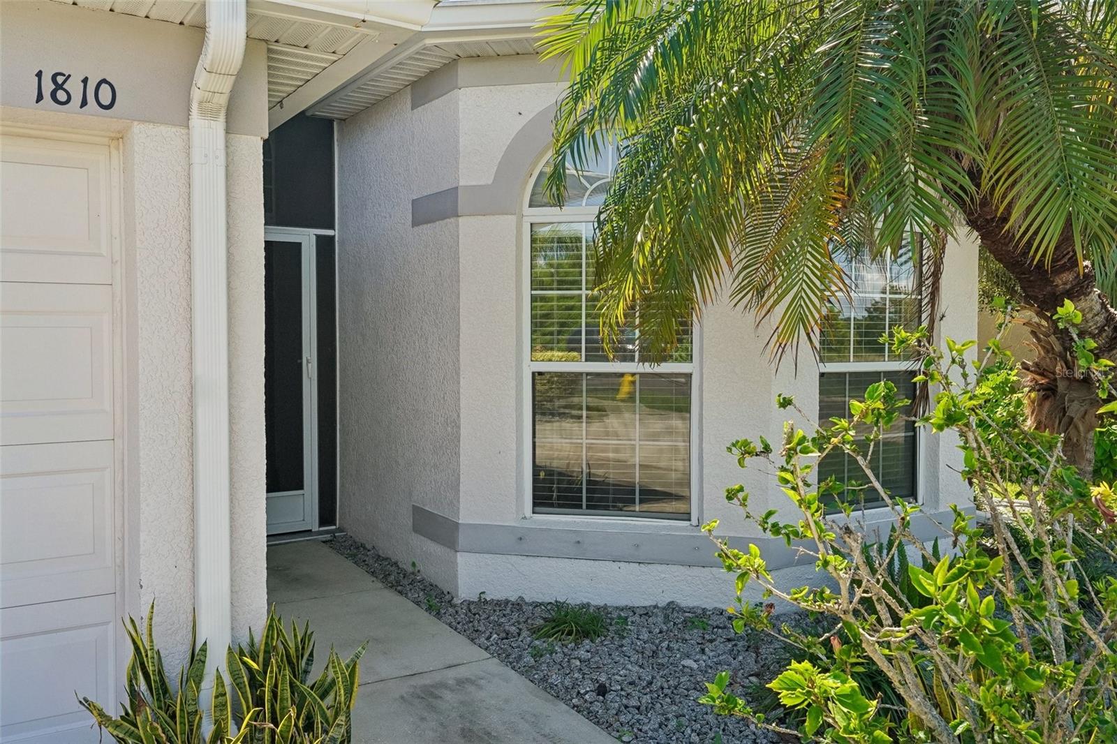 1810 MIRA LAGO CIR — photo 3