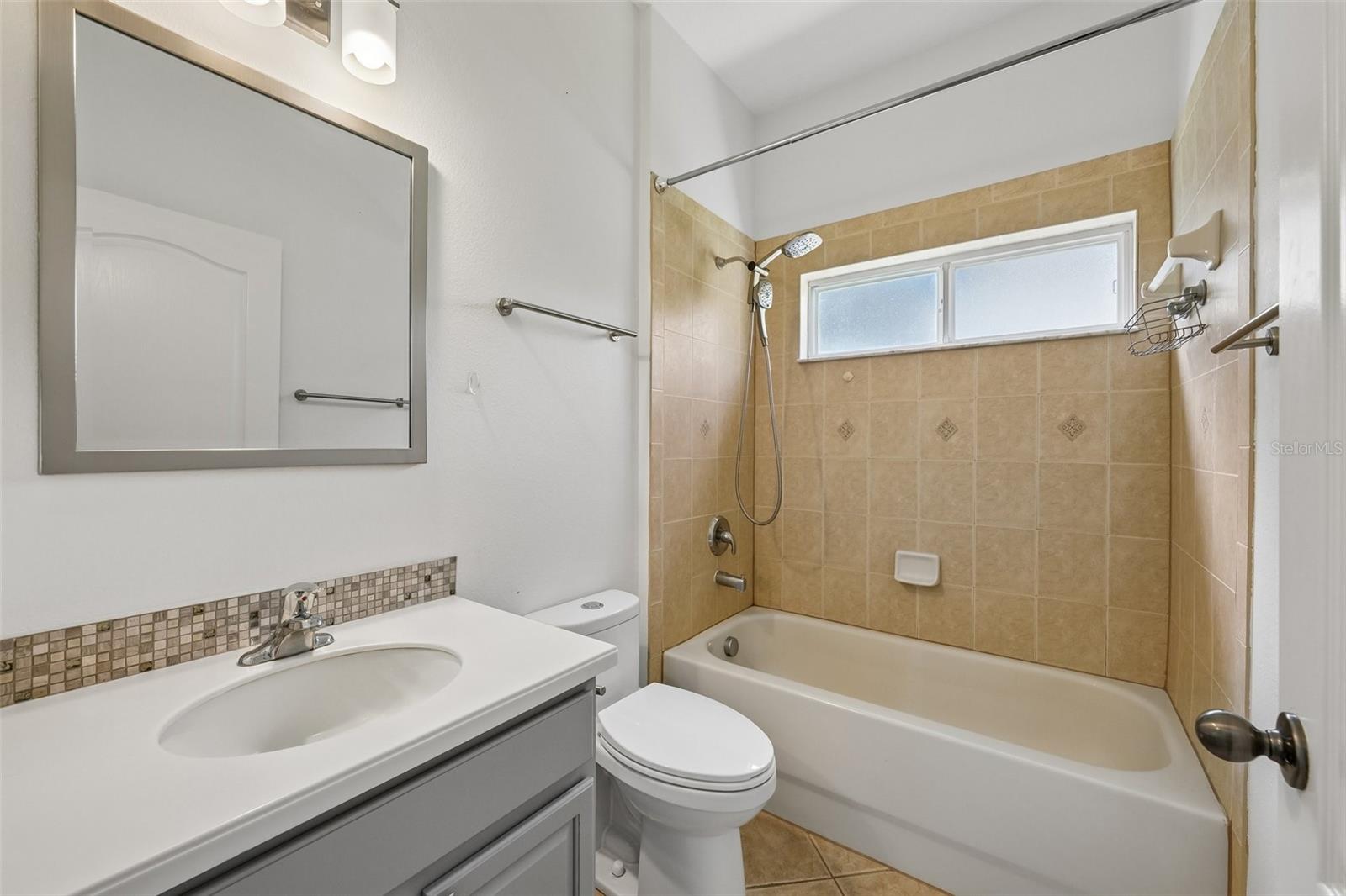 1810 MIRA LAGO CIR — photo 22