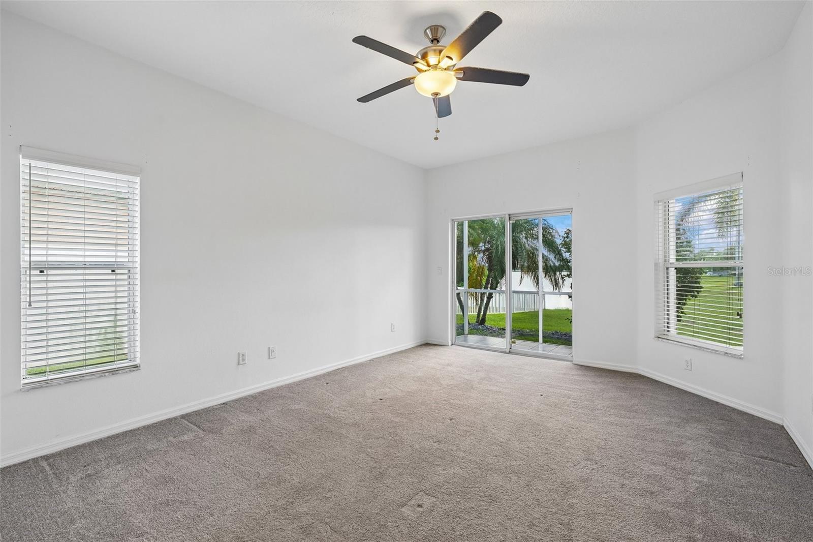 1810 MIRA LAGO CIR — photo 34