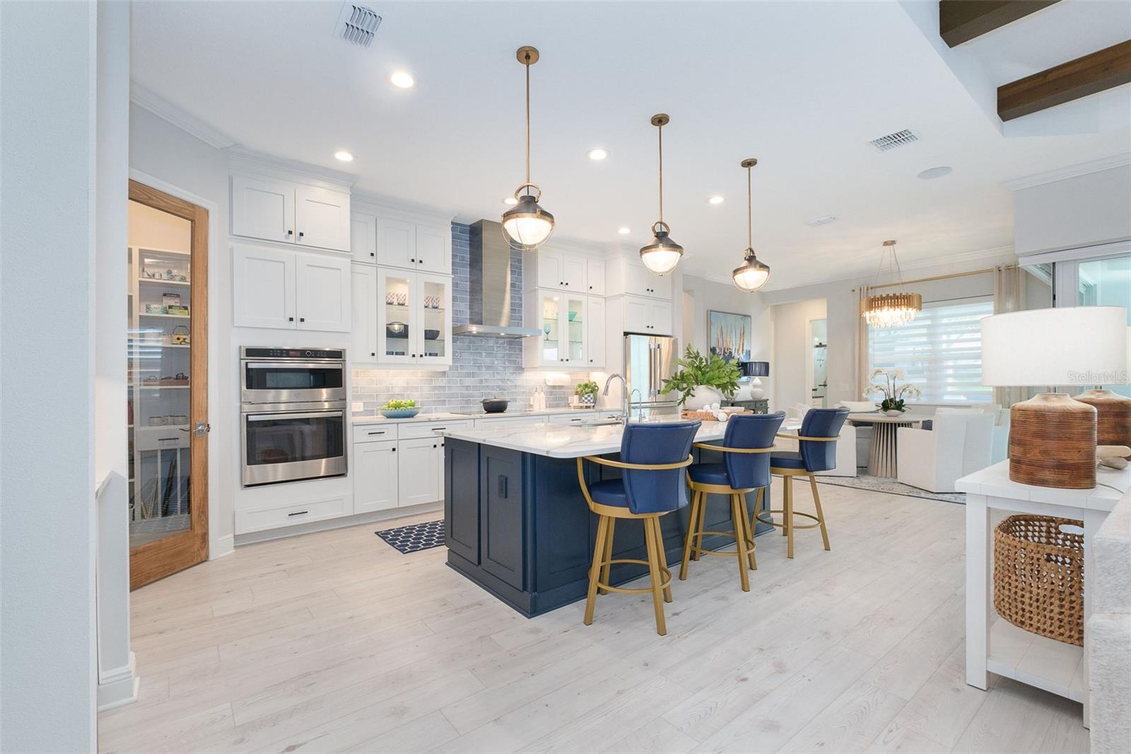 11165 HOGAN CIR — photo 10