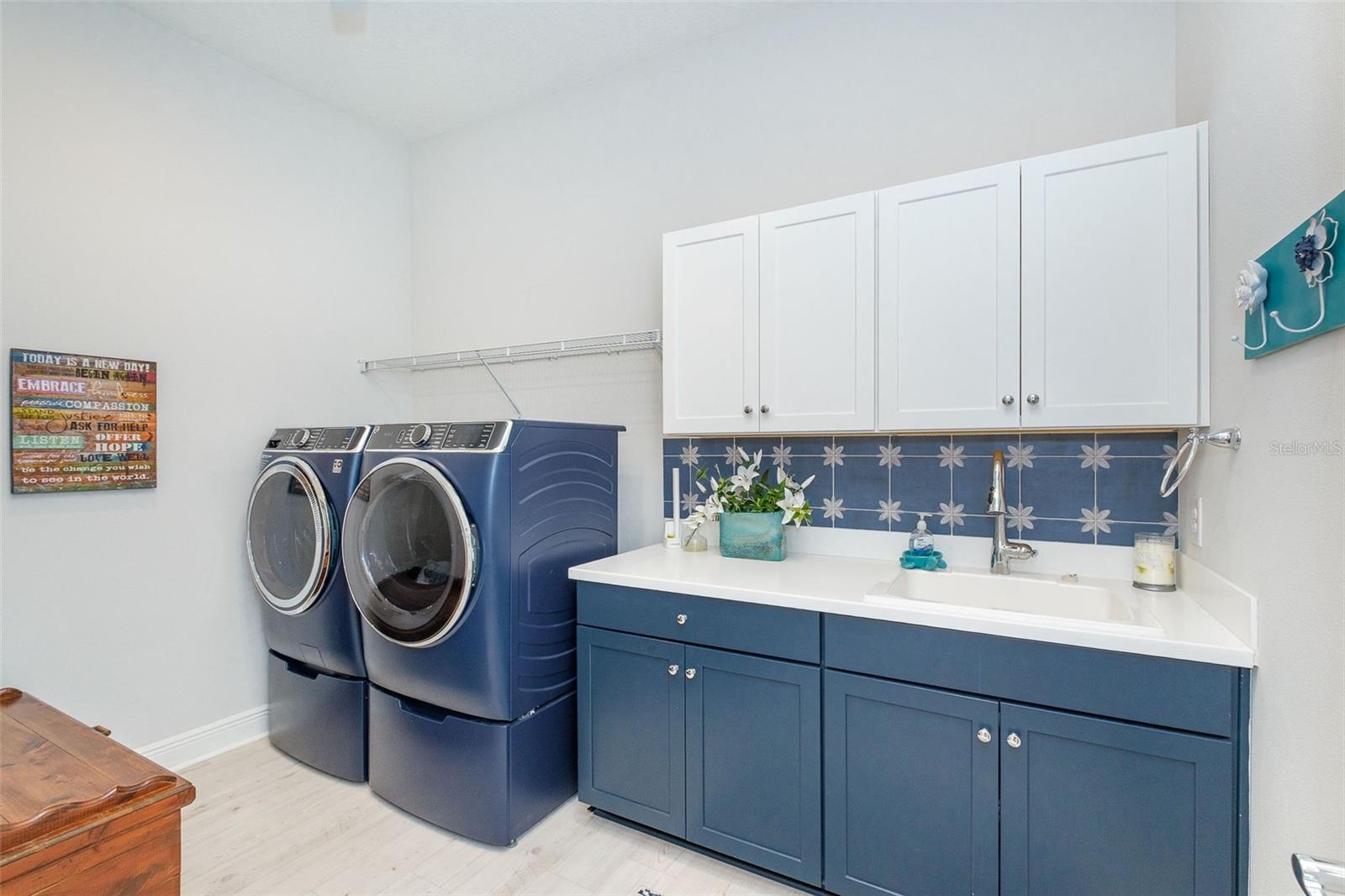 11165 HOGAN CIR — photo 41