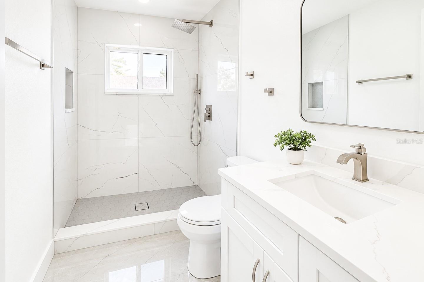 4251 WOODFIELD AVE — photo 17