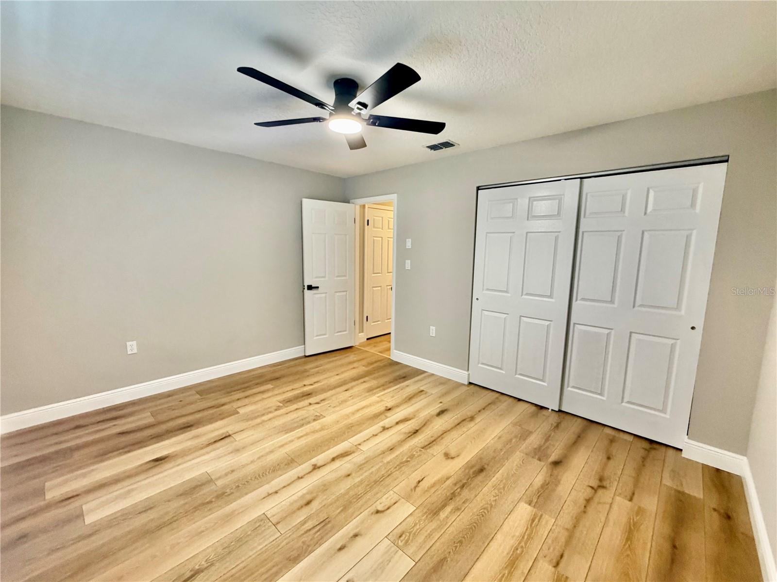 1202 MANDARIN DR — photo 31