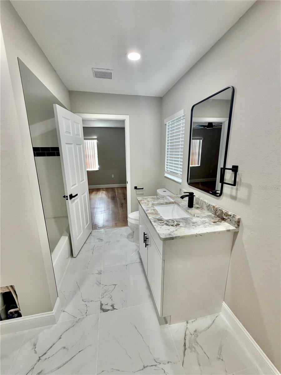1202 MANDARIN DR — photo 21