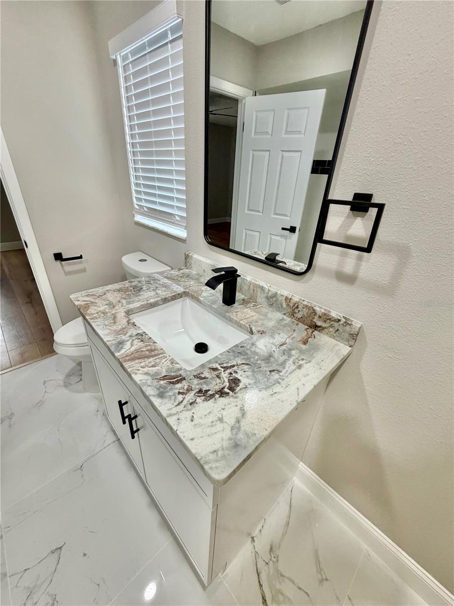 1202 MANDARIN DR — photo 23