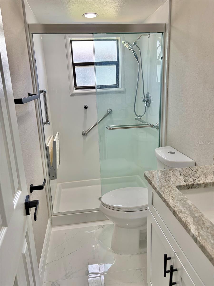 1202 MANDARIN DR — photo 25