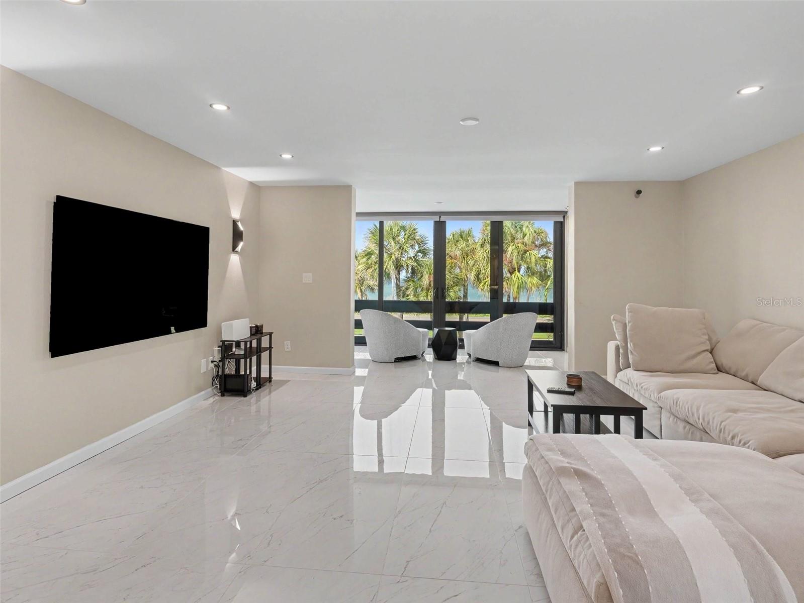 732 BAYPORT WAY — photo 4