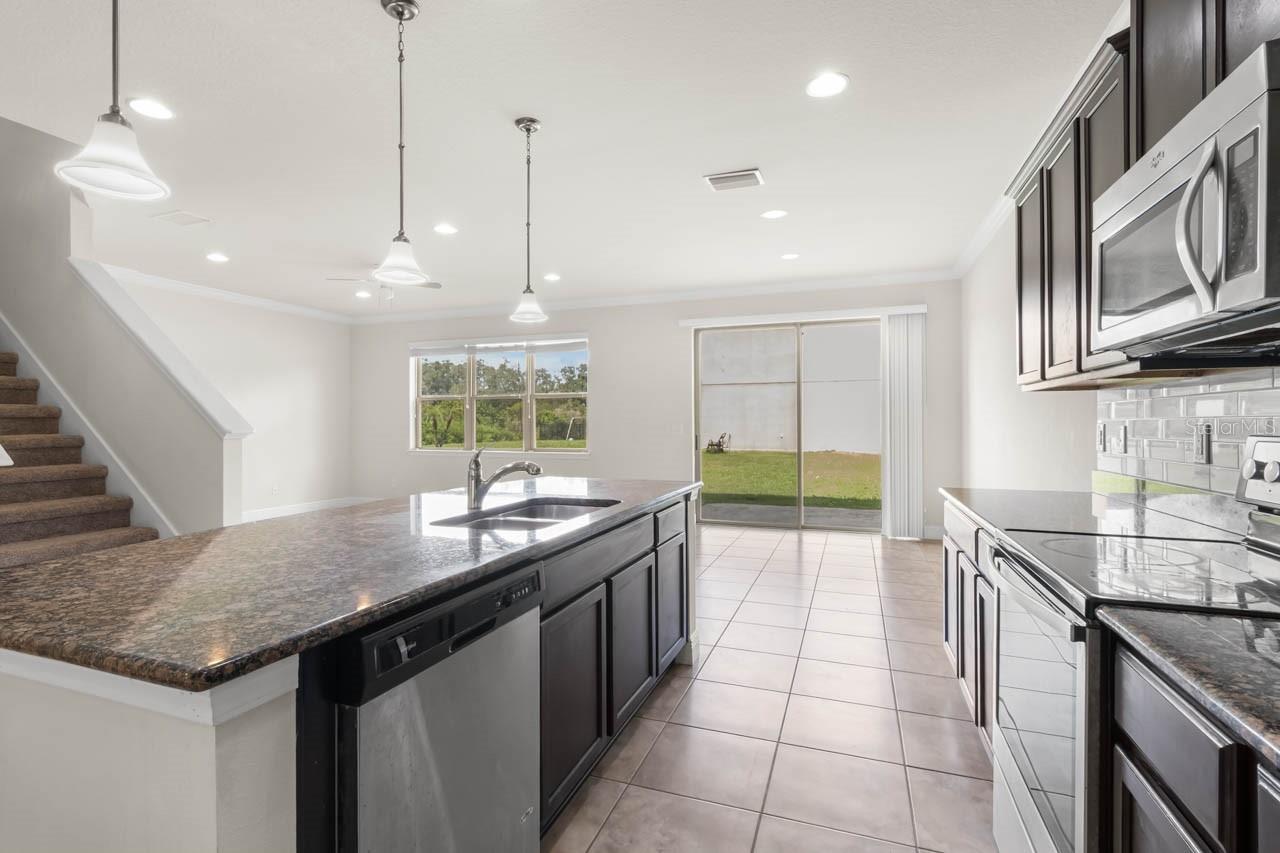 9118 MOUNTAIN MAGNOLIA DR — photo 11