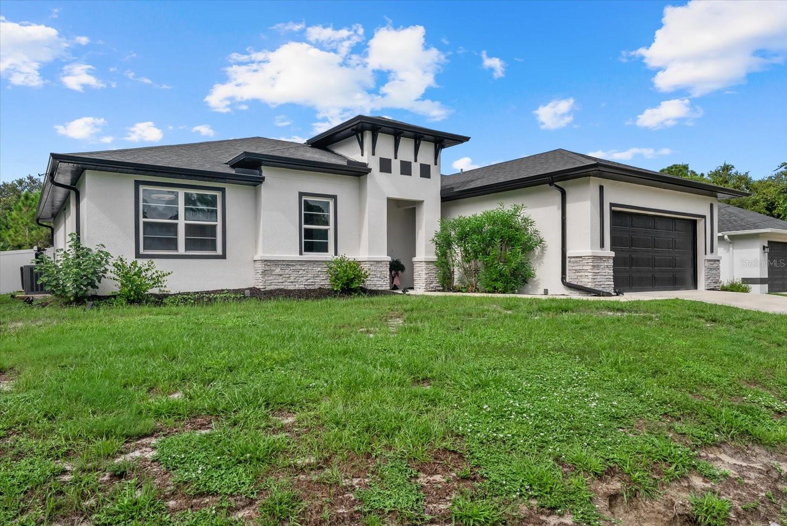 5587 FARMINGTON AVE — photo 32