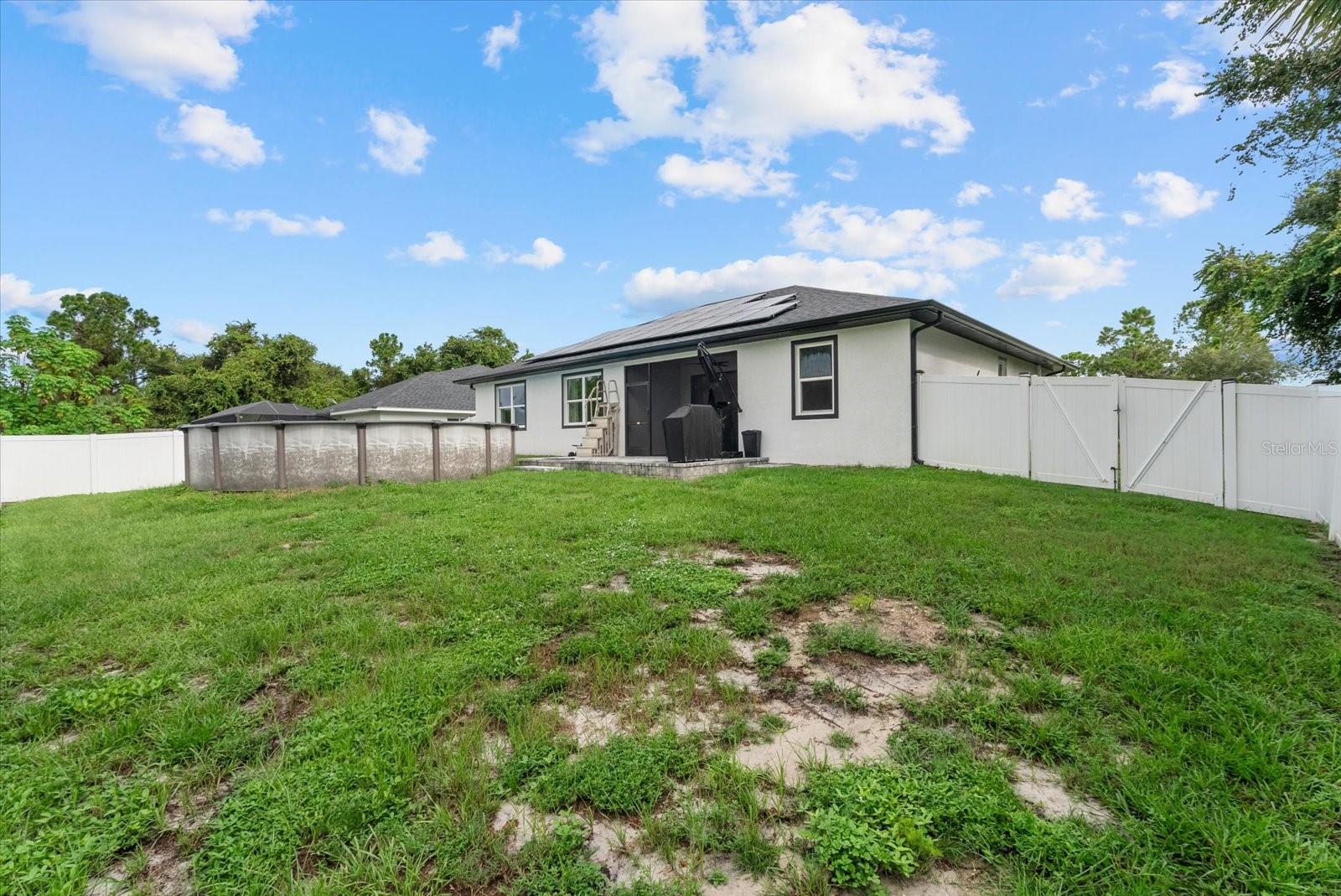 5587 FARMINGTON AVE — photo 39