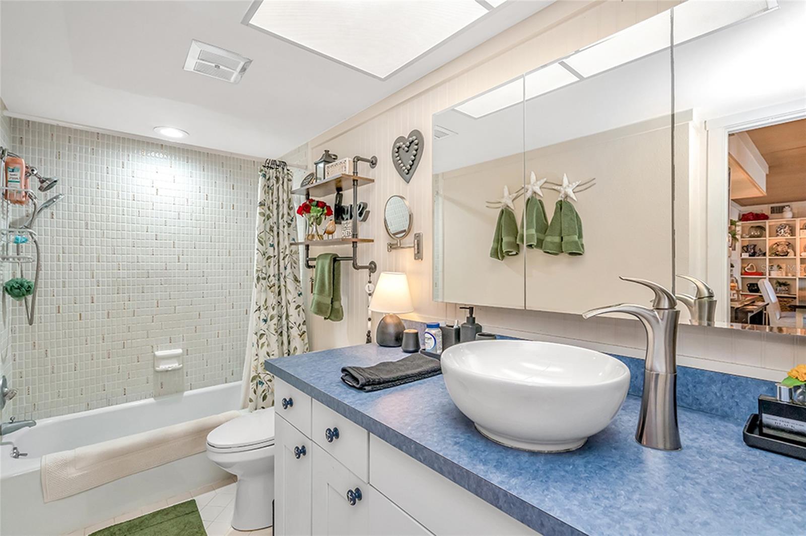 5220 BRITTANY DR S #201 — photo 14