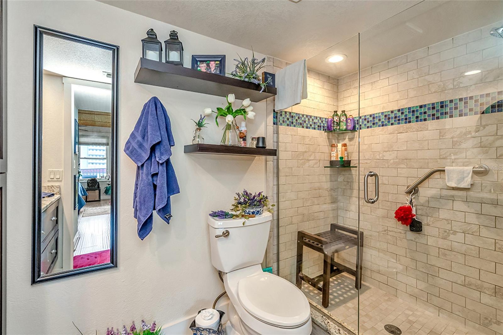 5220 BRITTANY DR S #201 — photo 11