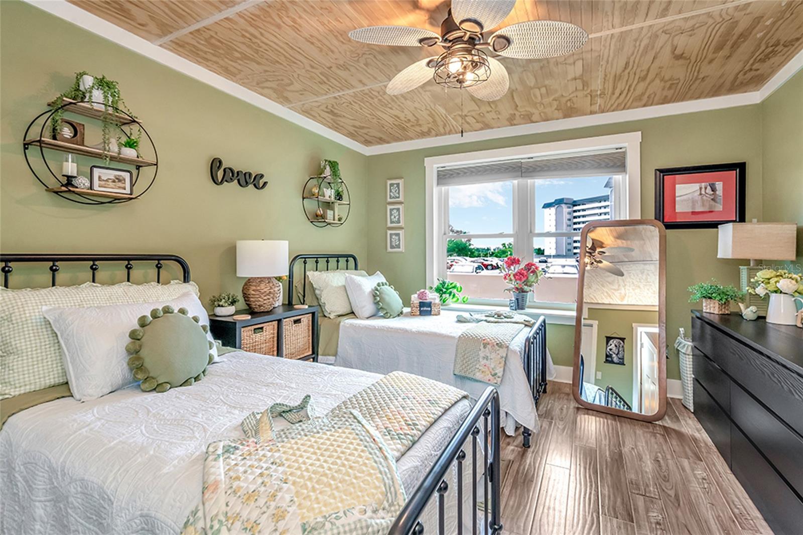 5220 BRITTANY DR S #201 — photo 13