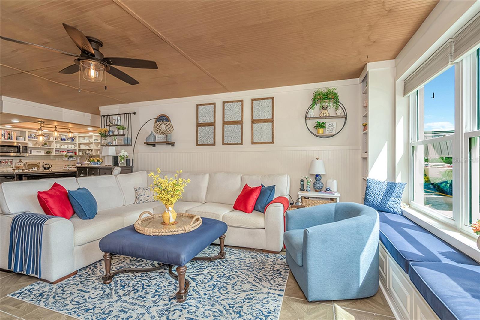5220 BRITTANY DR S #201 — photo 22