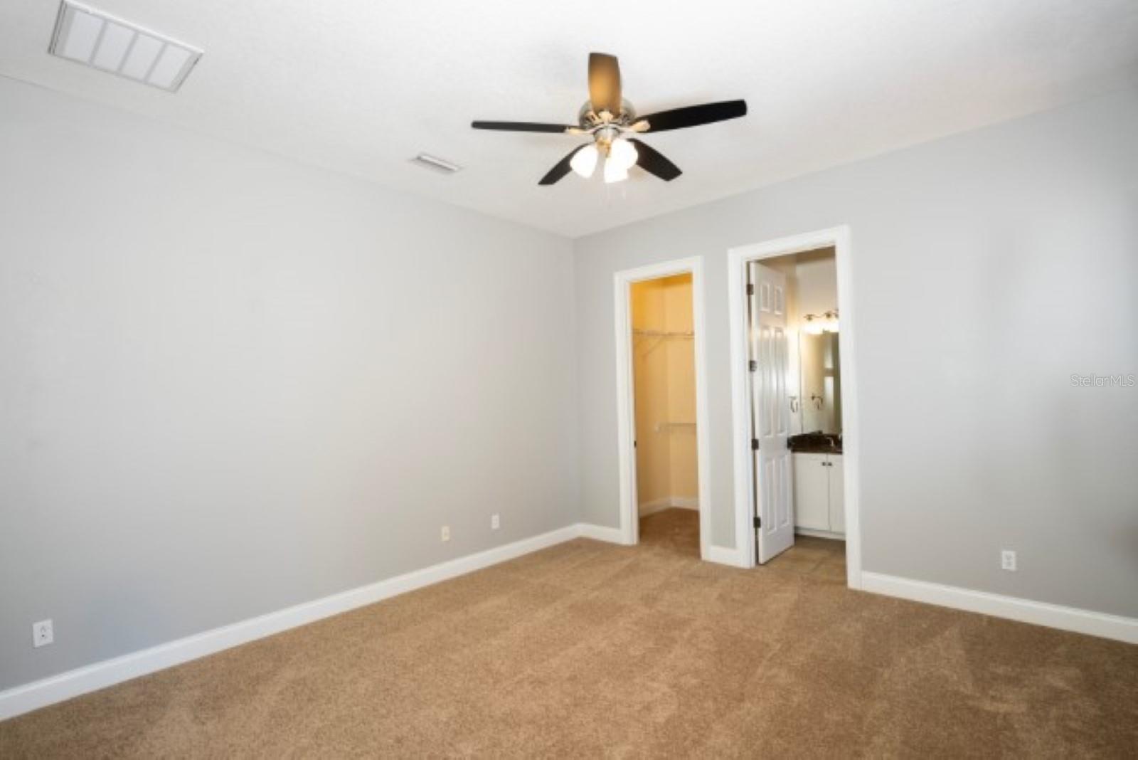 3915 W KENSINGTON AVE — photo 39