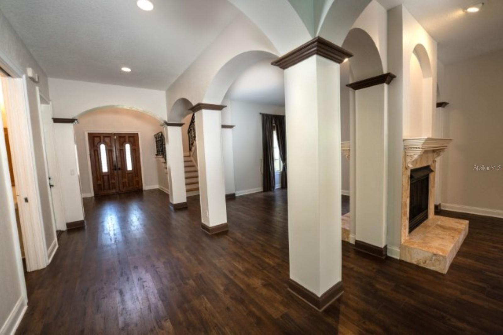 3915 W KENSINGTON AVE — photo 8