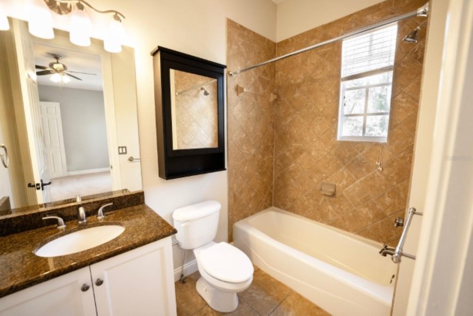 3915 W KENSINGTON AVE — photo 35