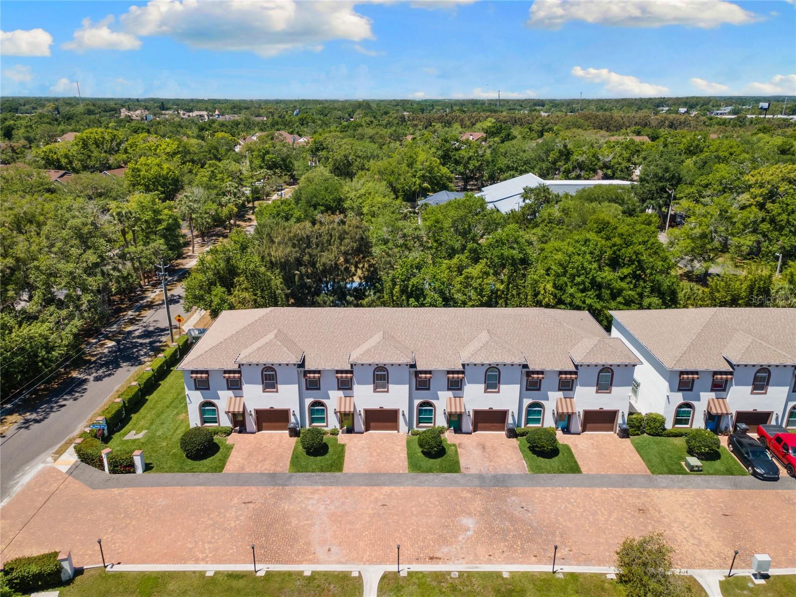 8702-8708 KENYON VIEW CT — photo 2