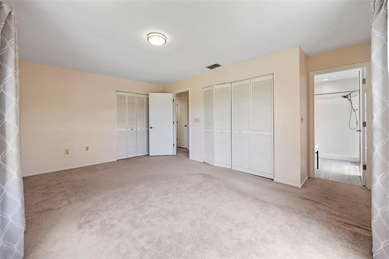 8006 OAK DR — photo 22