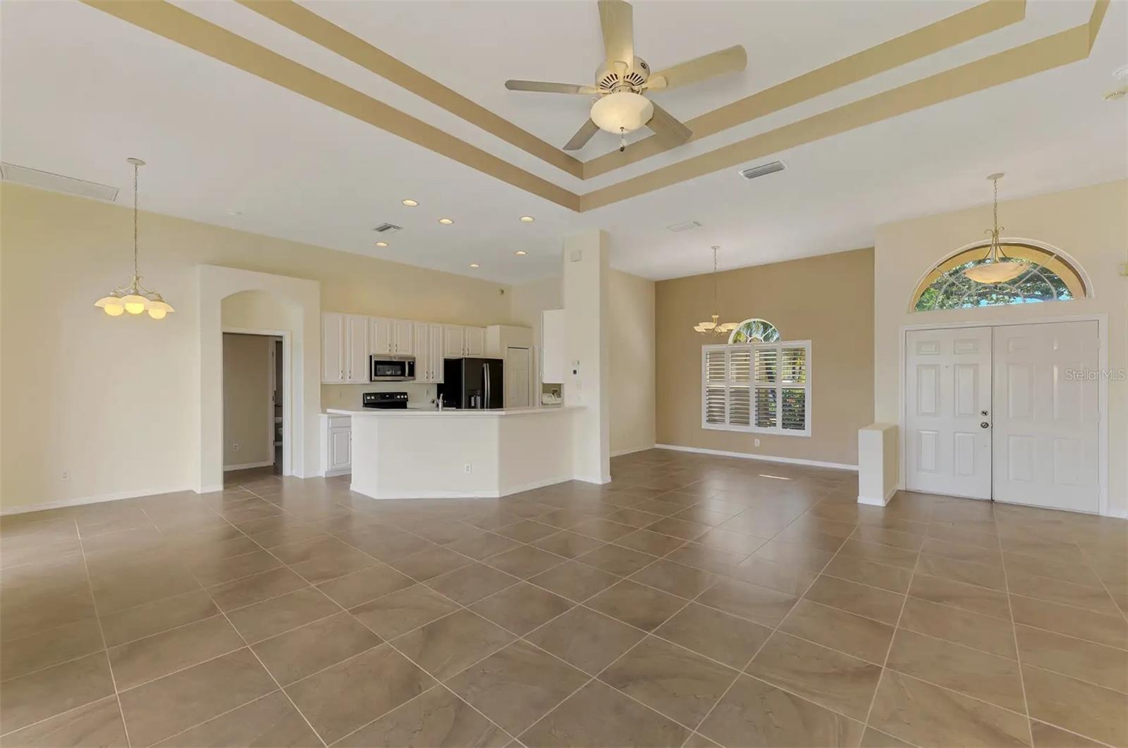 6721 CARLYLE LN — photo 20