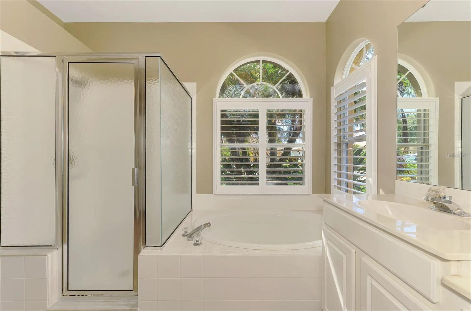 6721 CARLYLE LN — photo 27