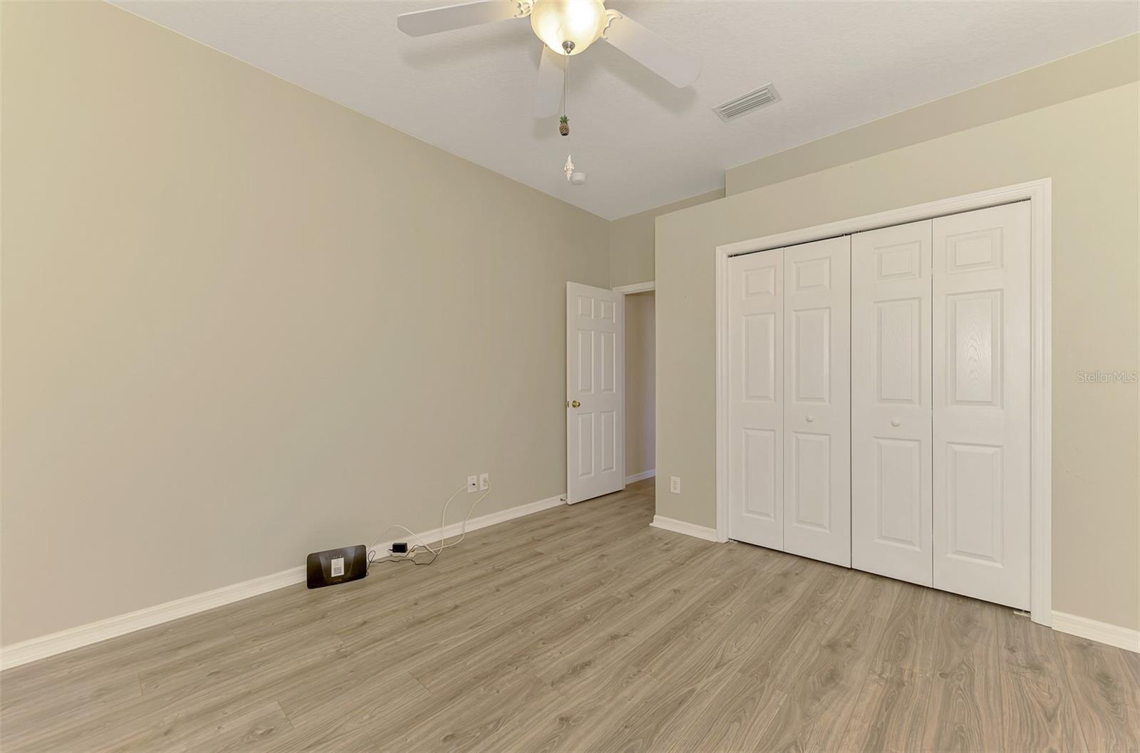 6721 CARLYLE LN — photo 32